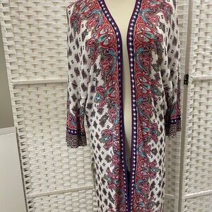 Chico's Graphic Red and Green 3/4 Sleeve Tunic